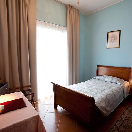 Hotel Nastro Azzurro Monguzzo Екстер'єр фото
