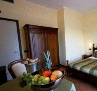 Hotel Nastro Azzurro Monguzzo Екстер'єр фото
