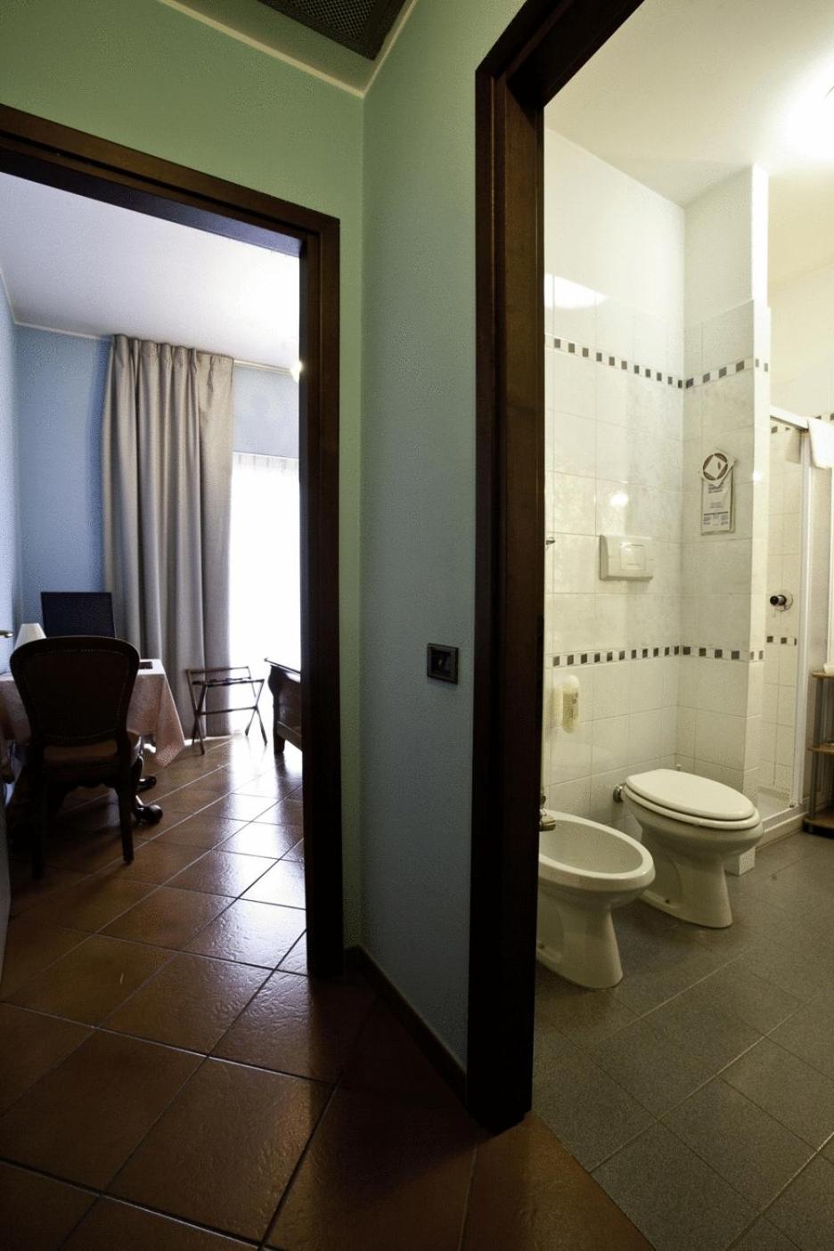 Hotel Nastro Azzurro Monguzzo Екстер'єр фото