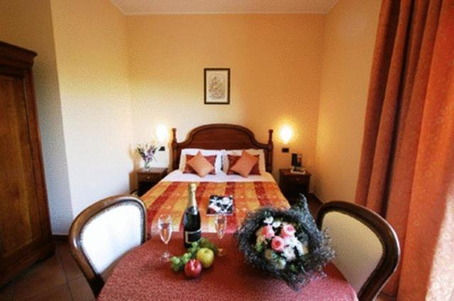 Hotel Nastro Azzurro Monguzzo Екстер'єр фото