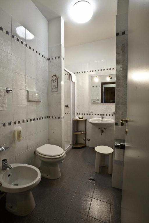 Hotel Nastro Azzurro Monguzzo Номер фото